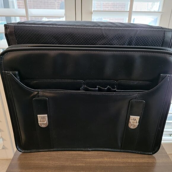 McKlein Flournoy Laptop Briefcase - Full Grain Cowhide Leather - Picture 7 of 9